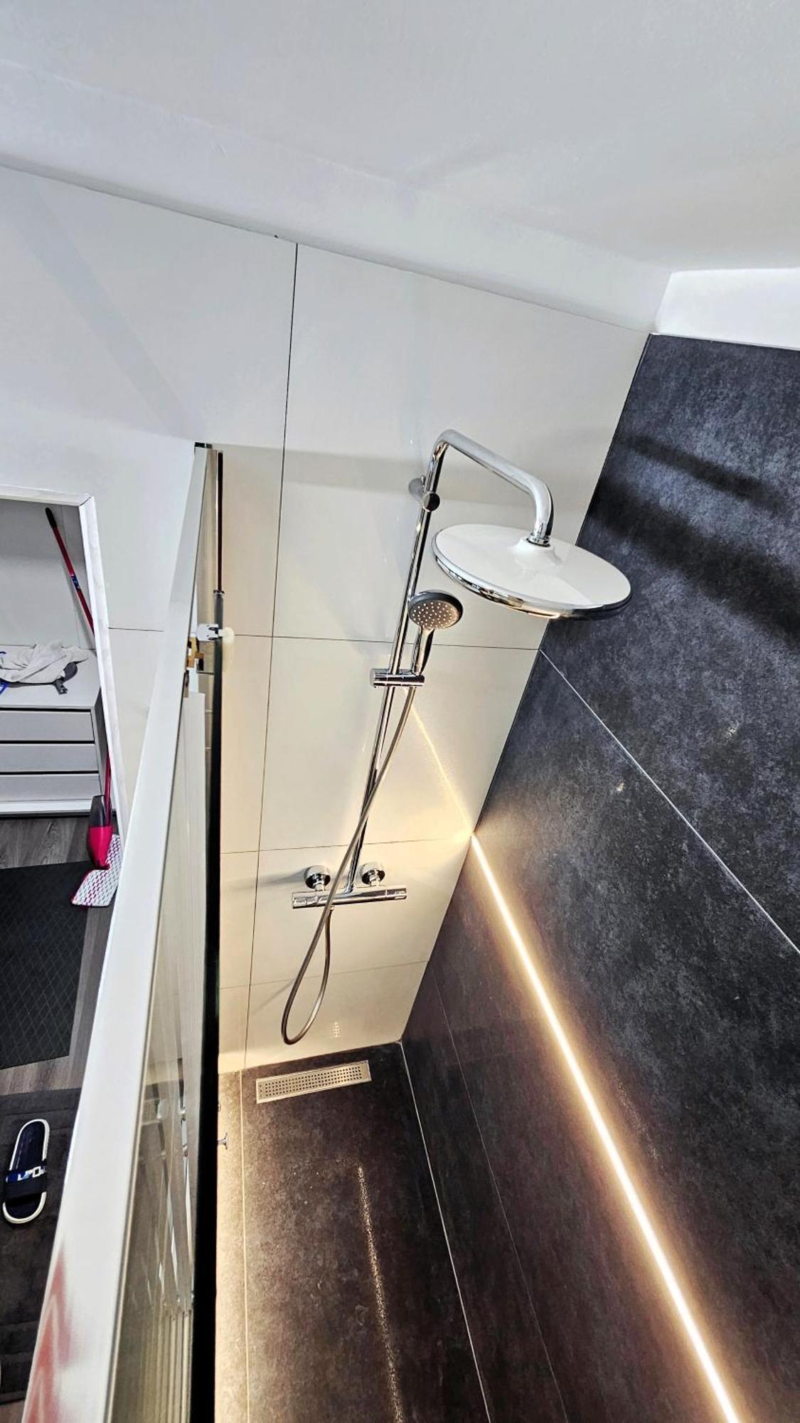 Spoil Yourself With Style, Comfort And Luxury - Tony'S Studios Luxury Pitesti Luaran gambar